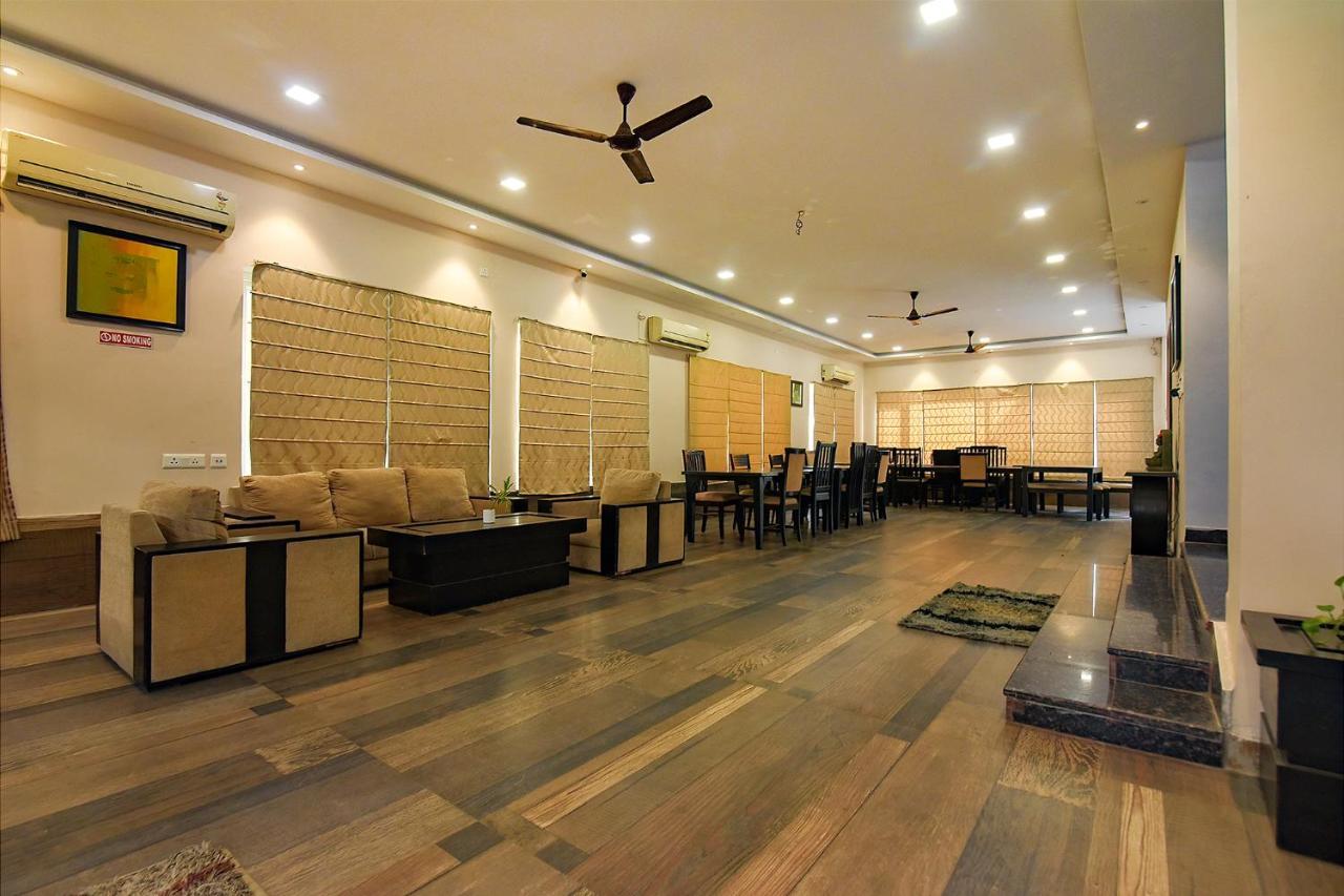 Fabhotel All In One Saltlake - Opp Bj Market Complex Calcutta Extérieur photo