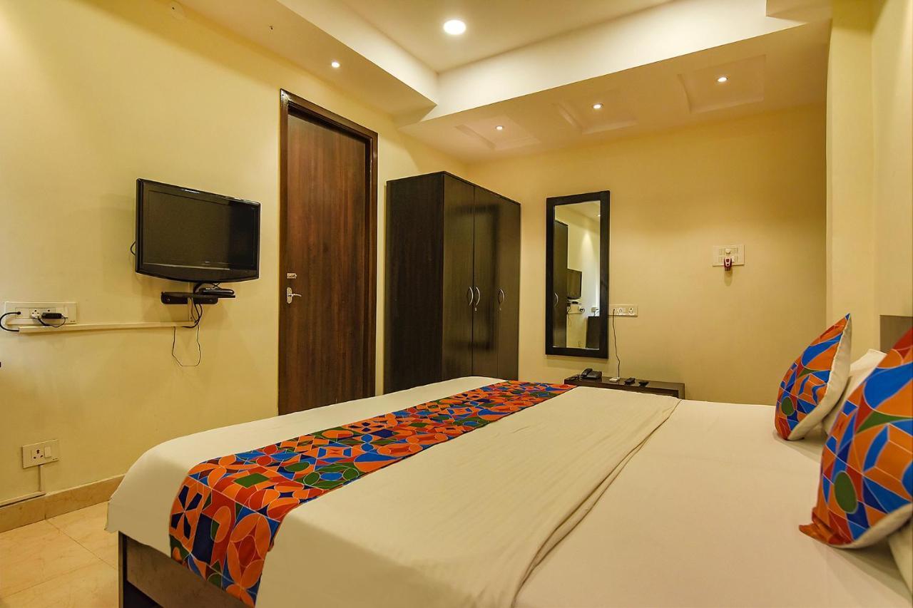 Fabhotel All In One Saltlake - Opp Bj Market Complex Calcutta Extérieur photo